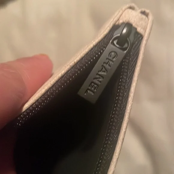 Chanel beautiful Cream Suede costmetic❤️(Traded)❤️ - Picture 3 of 3